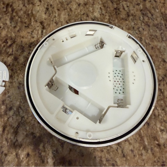 Bath & Body Works Lights Snow Globe Spin Snowflake Pedestal Candleholder Music - Picture 9 of 10